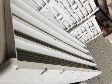Las bandejas plásticas de las cajas del barril de base del cable metálico de 1070×385×10 milímetro cubren/la tapa de la caja