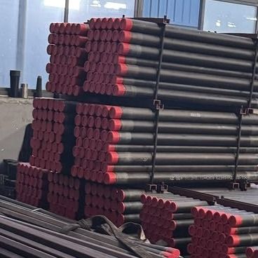 NQ HQ Black Wireline Drill Rod DCDMA STANDARD Tratamiento térmico apagado templado