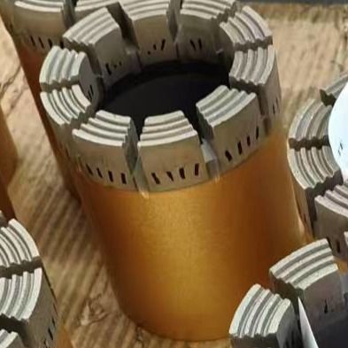 Bichos de Diamante de Línea Universal BQ a Serie PQ optimizados para el núcleo de roca dura