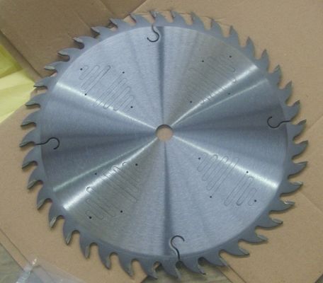 Un buen precio. carburo de tungsteno inserta vio Blade en línea