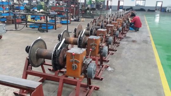 Un buen precio. El aparejo de taladro eléctrico parte el torno a diesel del cable metálico de la perforación de base en línea